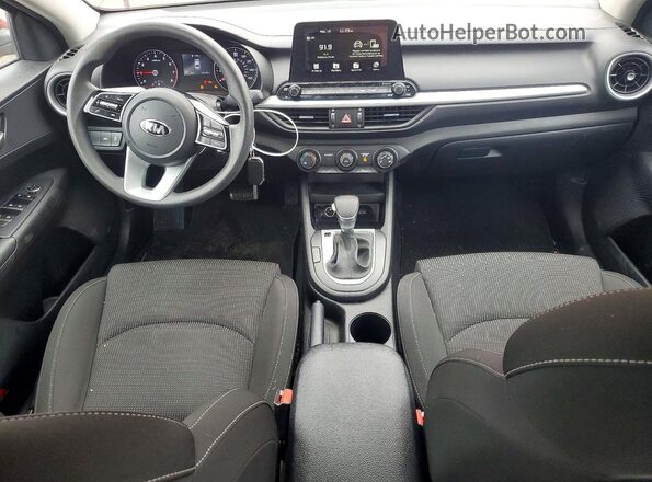 3KPF24ADXLE193119 2020 KIA FORTE Красный Вид панели приборов