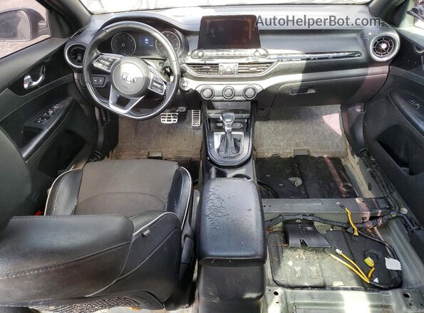 3KPF34AD2LE255934 2020 KIA FORTE Black Widok deski rozdzielczej