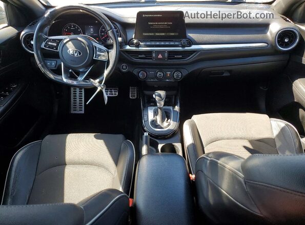 3KPF34AD7ME331391 2021 KIA FORTE Blue Vista del salpicadero