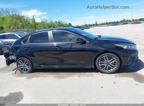 3KPF54AD1PE613007 2023 KIA FORTE Черный Вид задней части салона