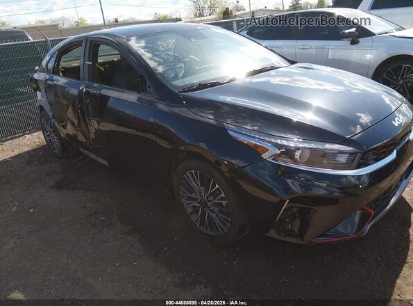 3KPF54AD2RE794637 2024 KIA FORTE Black Передня права чверть