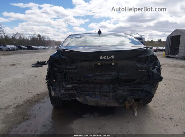 3KPF54AD9PE607987 2023 KIA FORTE Черный 