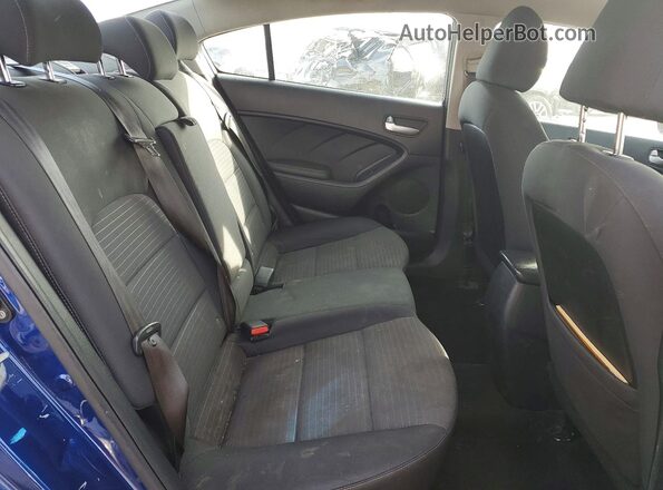 3KPFL4A71JE174897 2018 KIA FORTE Синий Вид задних сидений