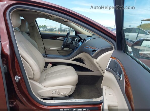 3LN6L2LU7GR623634 2016 LINCOLN MKZ HYBRID Maroon Front interior view