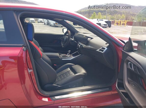 3MF23DM07S8E94526 2025 BMW M2 Red Front interior view