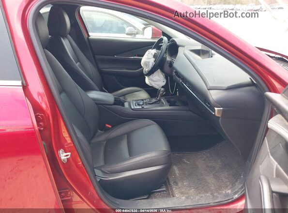 3MVDMBBL1MM303606 2021 MAZDA CX-30 Красный Вид салона спереди