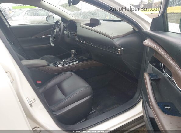 3MVDMBEM7LM124540 2020 MAZDA CX-30 White Front interior view