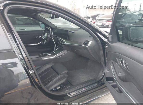 3MW49FS02R8D89781 2024 BMW M3 Black წინა სალონის ხედი