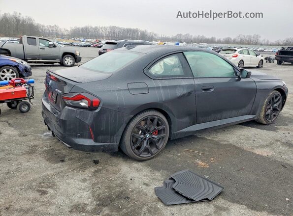3MW53CM04S8F24976 2025 BMW M2 Черный Задняя правая четверть