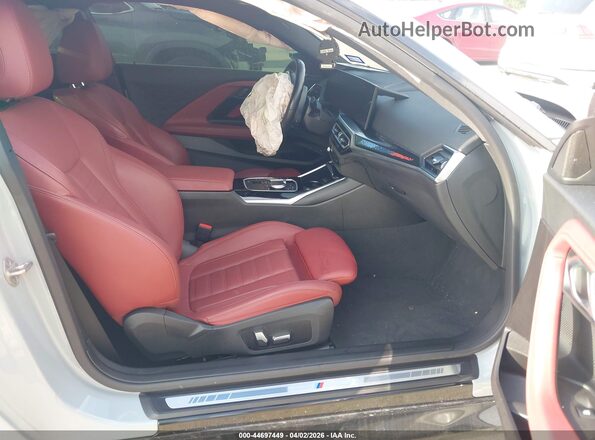 3MW53CM05P8D09565 2023 BMW M2 Серый Вид салона спереди
