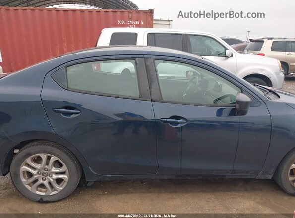 3MYDLBYV1HY190849 2017 TOYOTA YARIS IA Blue Widok wnętrza z tyłu