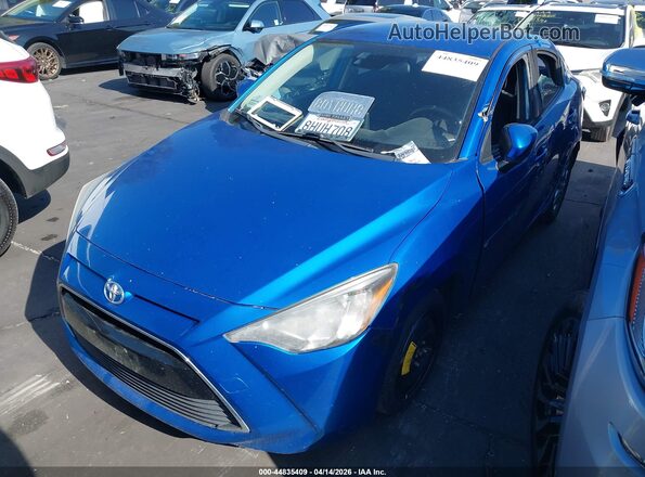 3MYDLBYV4HY162365 2017 TOYOTA YARIS IA Blue Przód lewy