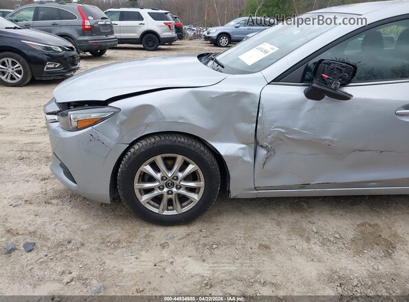 3MZBN1U76HM115232 2017 MAZDA 3 Silver Widok z przodu