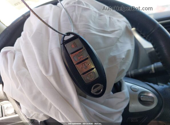 3N1AB7AP1GY237697 2016 NISSAN SENTRA Серебряный Вид панели приборов