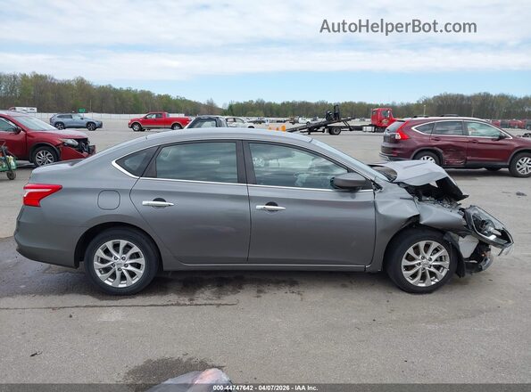 3N1AB7AP1KY313069 2019 NISSAN SENTRA Gray Вид задньої частини салону