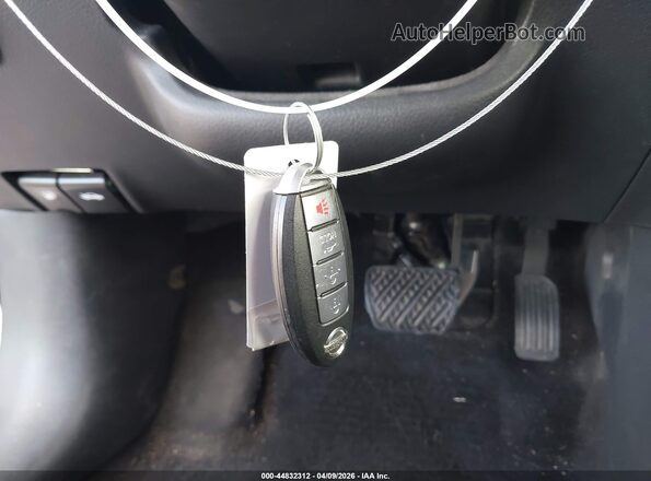 3N1AB7AP2GY330924 2016 NISSAN SENTRA Белый Вид панели приборов