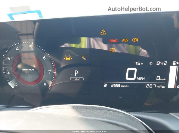3N1AB9BV8TY218776 2026 NISSAN SENTRA White Vista de los asientos traseros