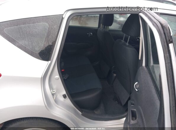 3N1CE2CP4JL367915 2018 NISSAN VERSA NOTE Silver Widok naklejki z numerem VIN