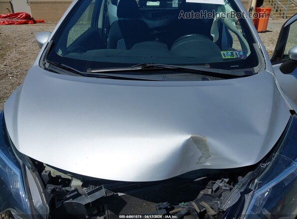 3N1CE2CP4KL358701 2019 NISSAN VERSA NOTE Серебряный Вид сзади