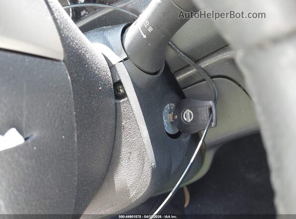 3N1CE2CP4KL358701 2019 NISSAN VERSA NOTE Серебряный Вид панели приборов