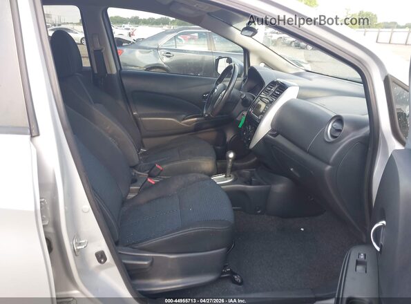 3N1CE2CPXGL386428 2016 NISSAN VERSA NOTE Silver Widok wnętrza z przodu