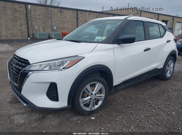 3N1CP5BV1NL528481 2022 NISSAN KICKS Белый Передняя левая четверть