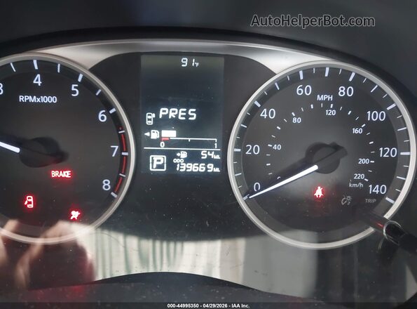 3N1CP5BV2LL485332 2020 NISSAN KICKS Серебряный Вид задних сидений