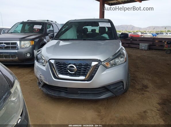 3N1CP5BV2LL485332 2020 NISSAN KICKS Серебряный Вид задней части салона