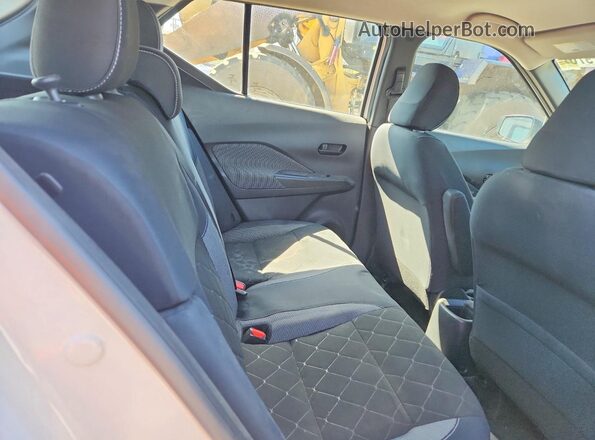 3N1CP5BV5LL478181 2020 NISSAN KICKS White Vista de los asientos traseros