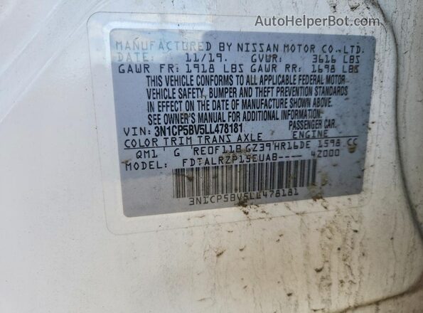 3N1CP5BV5LL478181 2020 NISSAN KICKS White Vista del compartimento del motor
