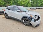 2018 Nissan Kicks Sv Silver vin: 3N1CP5CU0JL526382