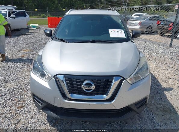 3N1CP5CU1KL565533 2019 NISSAN KICKS Серебряный Вид щитка приборов