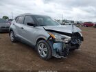 2019 Nissan Kicks S Silver vin: 3N1CP5CU5KL559783
