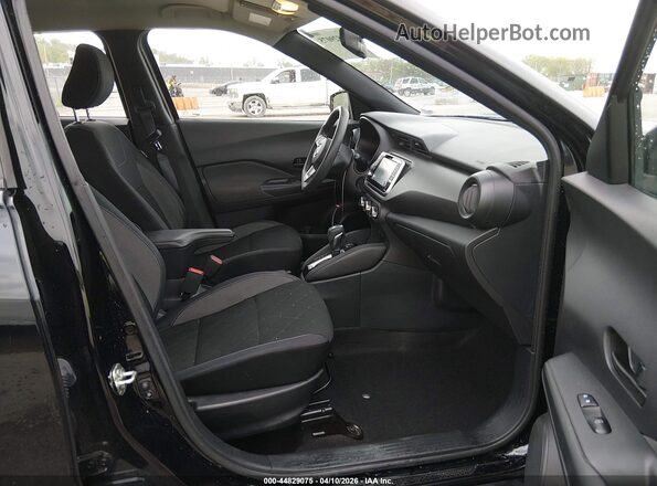 3N1CP5CU5KL562196 2019 NISSAN KICKS Черный Вид салона спереди