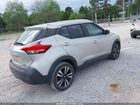 2019 Nissan Kicks Sv Серебряный vin: 3N1CP5CUXKL509770