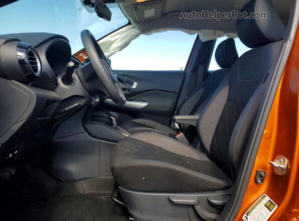 3N1CP5CV2LL483580 2020 NISSAN KICKS Orange Widok wnętrza z przodu