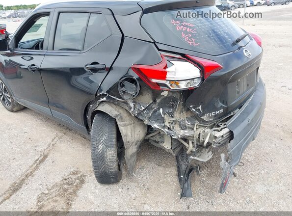 3N1CP5CV5LL519262 2020 NISSAN KICKS Черный Вид спереди