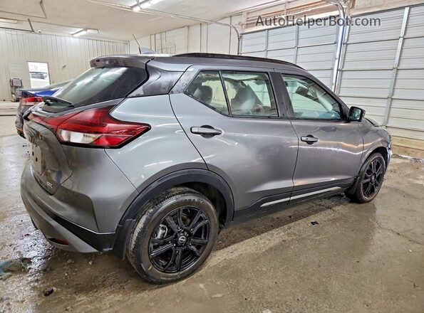 3N1CP5DV4PL575259 2023 NISSAN KICKS Серый Задняя правая четверть