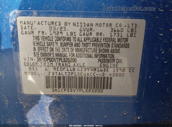 3N1CP5DV7PL525200 2023 NISSAN KICKS Blue Vista del compartimento del motor