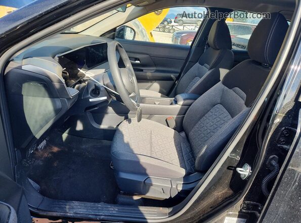 3N8AP6CB2TL372600 2026 NISSAN KICKS Black Սալոնի դիմացի տեսք