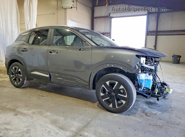 3N8AP6CB7TL311775 2026 NISSAN KICKS Серый Передняя правая четверть