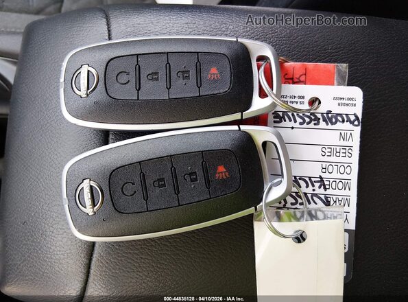 3N8AP6CE6TL338976 2026 NISSAN KICKS Black Vista del salpicadero