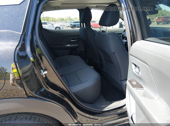 3N8AP6CE6TL338976 2026 NISSAN KICKS Black Vista de la etiqueta del VIN