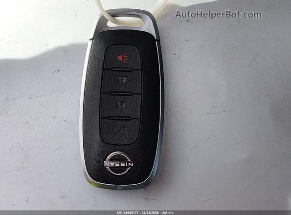 3N8AP6CE8TL306871 2026 NISSAN KICKS White Vista del salpicadero