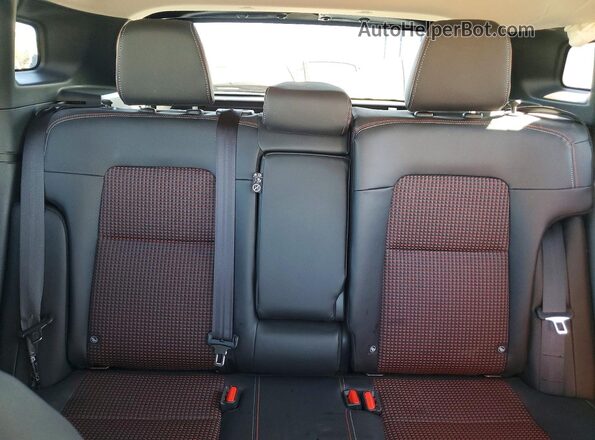 3N8AP6DAXTL320315 2026 NISSAN KICKS Black Vista de los asientos traseros