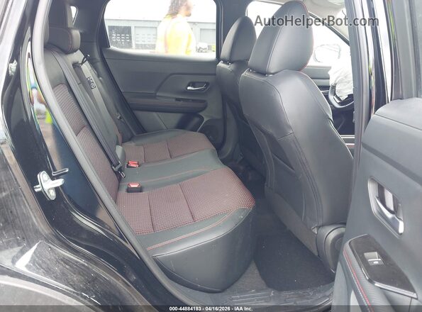 3N8AP6DB7SL338410 2025 NISSAN KICKS Black Widok naklejki z numerem VIN