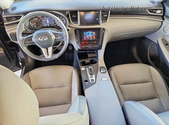 3PCAJ5BA8RF103010 2024 INFINITI QX50 Black Widok deski rozdzielczej
