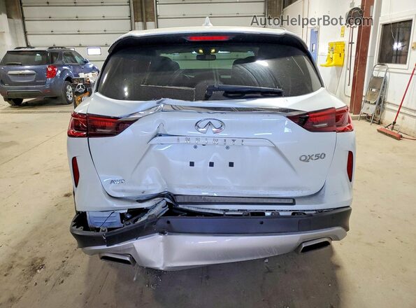 3PCAJ5CB3NF119701 2022 INFINITI QX50 White Widok z tyłu