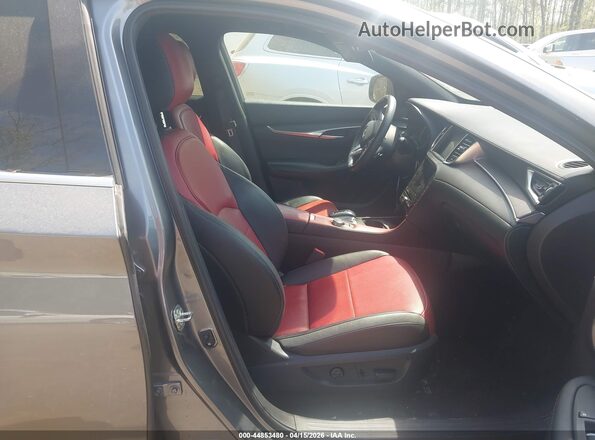 3PCAJ5LR9RF108740 2024 INFINITI QX55 Silver Widok wnętrza z przodu