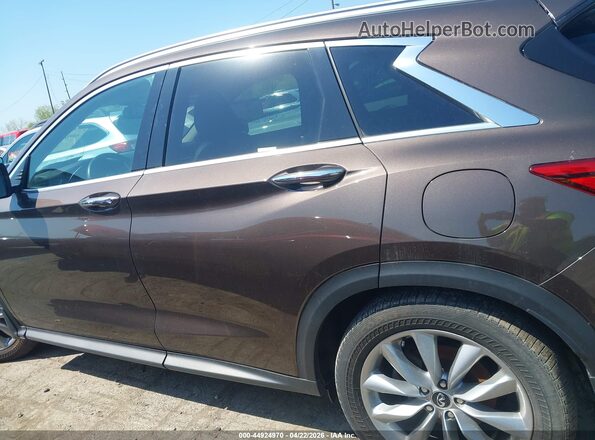 3PCAJ5M34KF139703 2019 INFINITI QX50 Brown Vista interior trasera